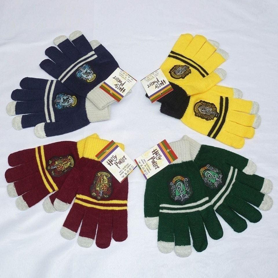 HARRY POTTER GLOVES HOUSES OF HOGWARTS – PLANET STORE
