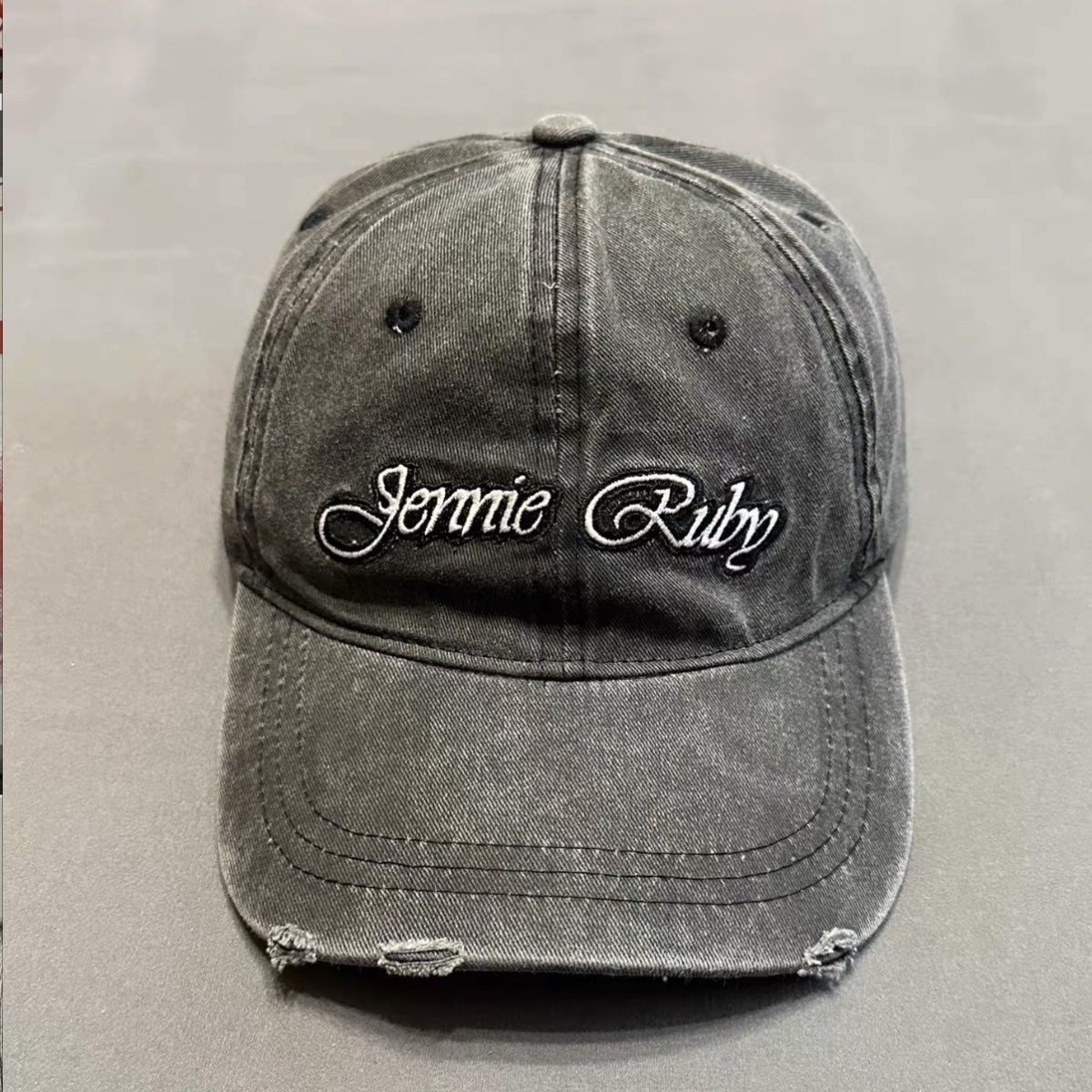 BLACKPINK JENNIE RUBY CAP – PLANET STORE
