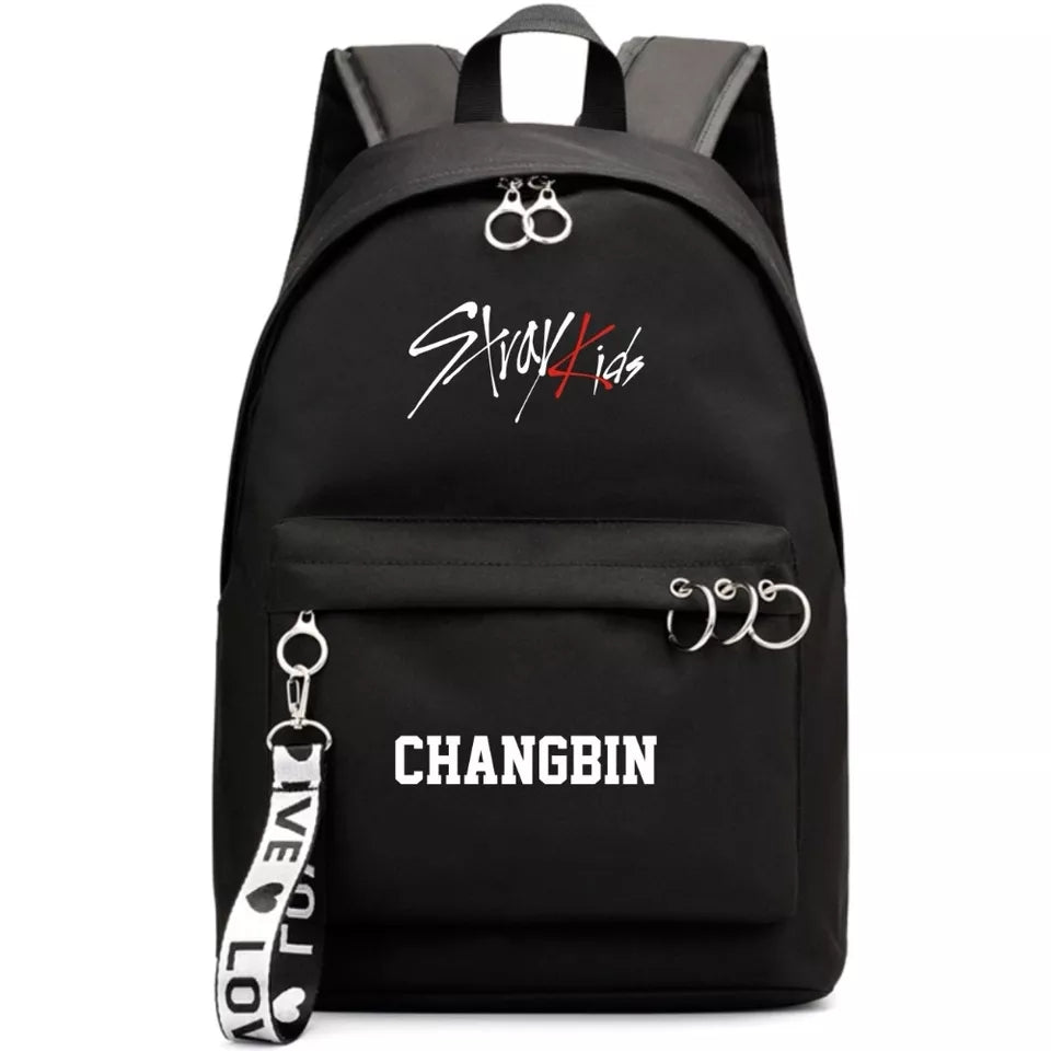 MOCHILAS STRAY KIDS (todos os membros)