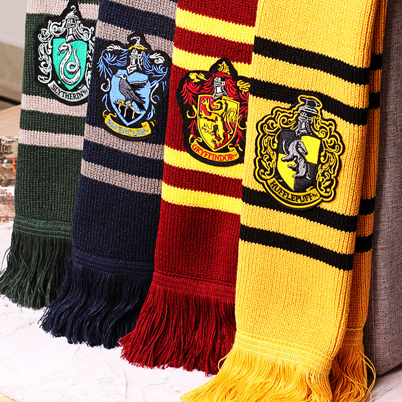 HARRY POTTER HOGWARTS SCARF