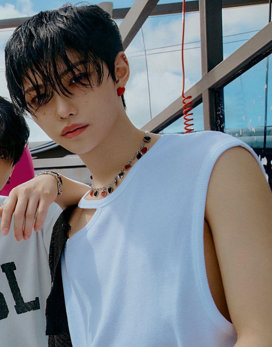 FELIX STRAY KIDS NECKLACE