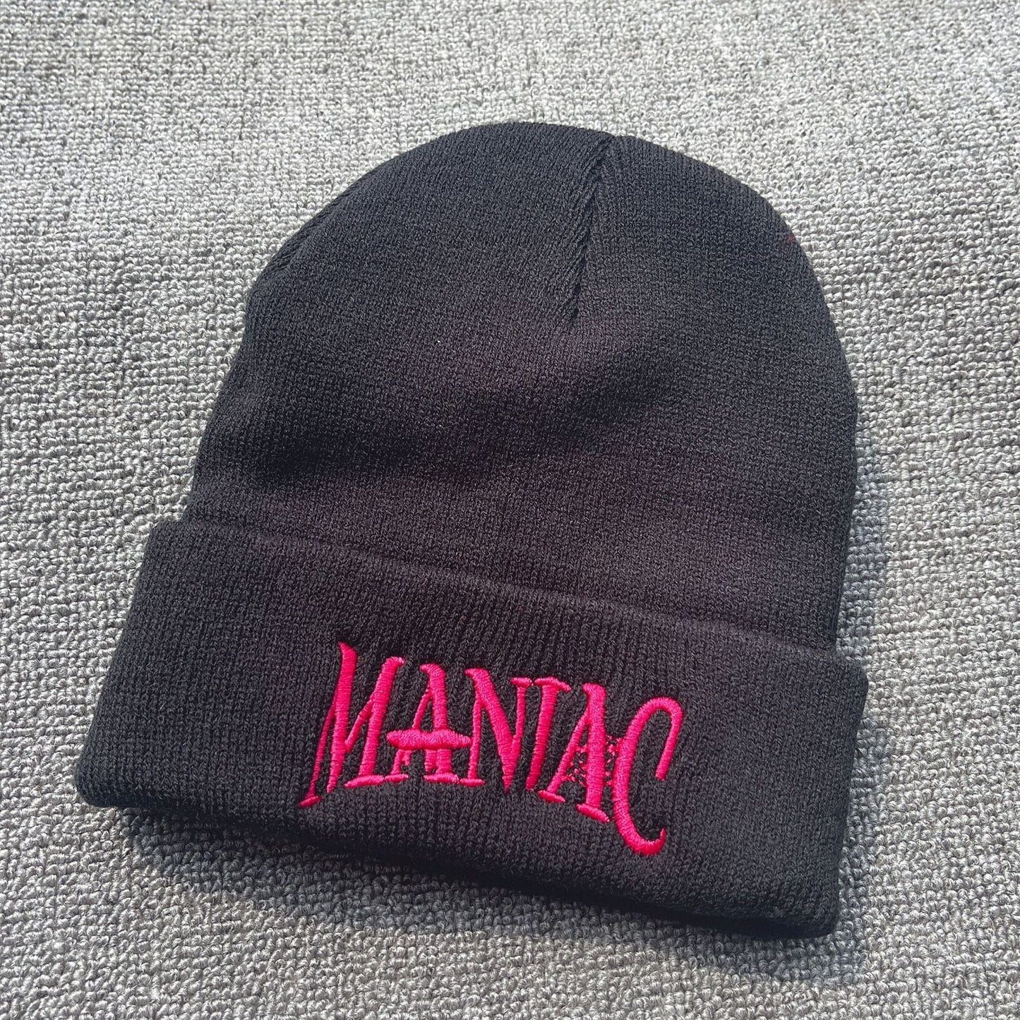 GORRO STRAY KIDS  MANIAC BORDADO