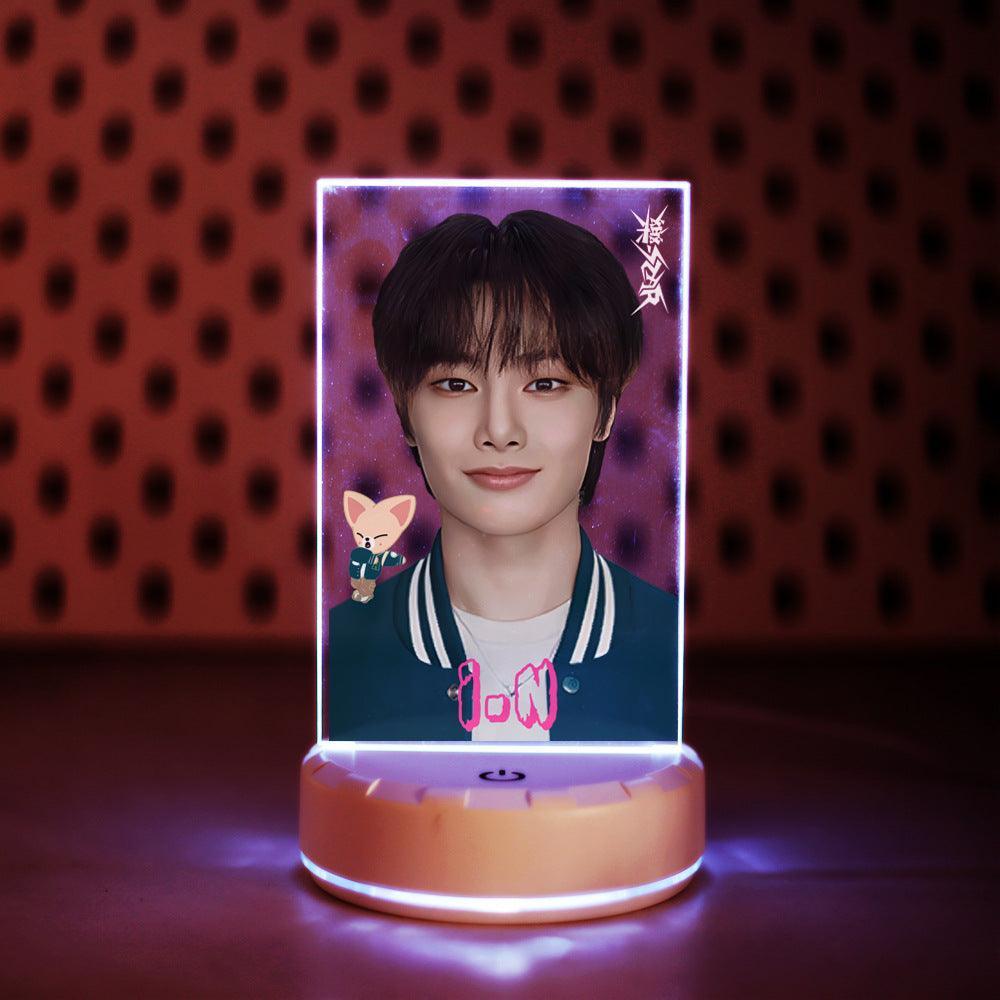 LUCES LED USB QUE CAMBIAN DE COLOR STRAY KIDS (7 COLORES) ¡todos los miembros!