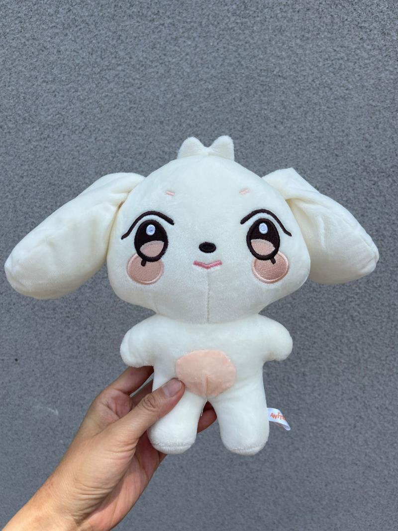 PELUCHE ATEEZ ANITEEZ DE 25 A 30 CM