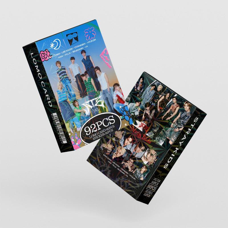 STRAY KIDS VARIOS KITS 92 UDS (60 TARJETAS FOTOGRÁFICAS + 32 PEGATINAS)