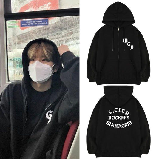 SUDADERA CON CAPUCHA DE STRAY KIDS