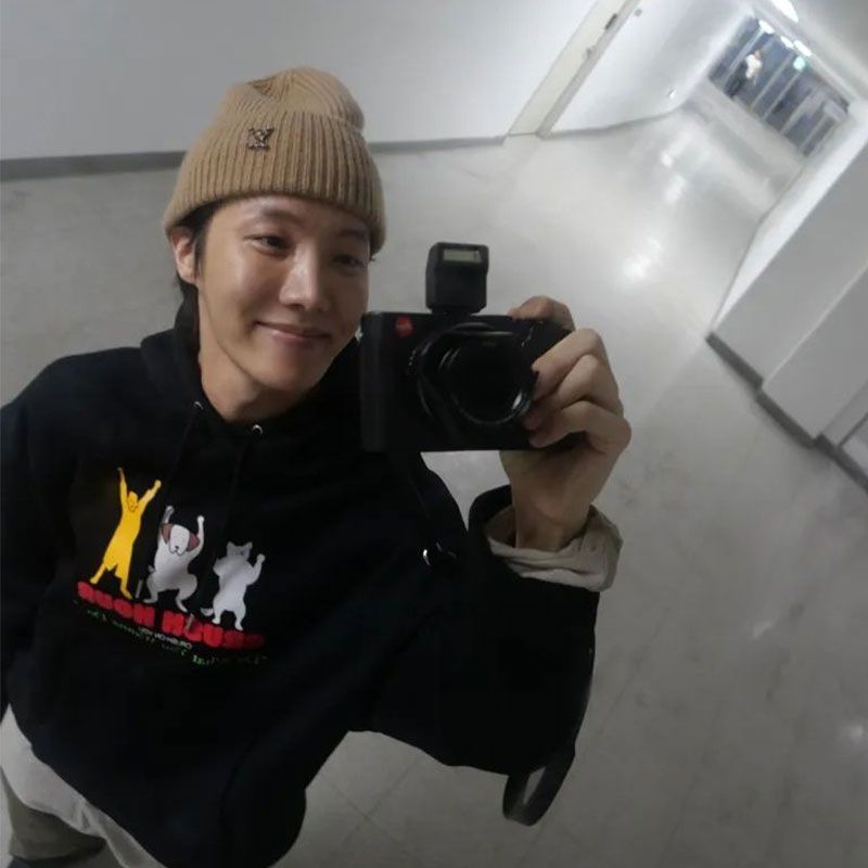 JHOPE BTS SWEATSHIRT