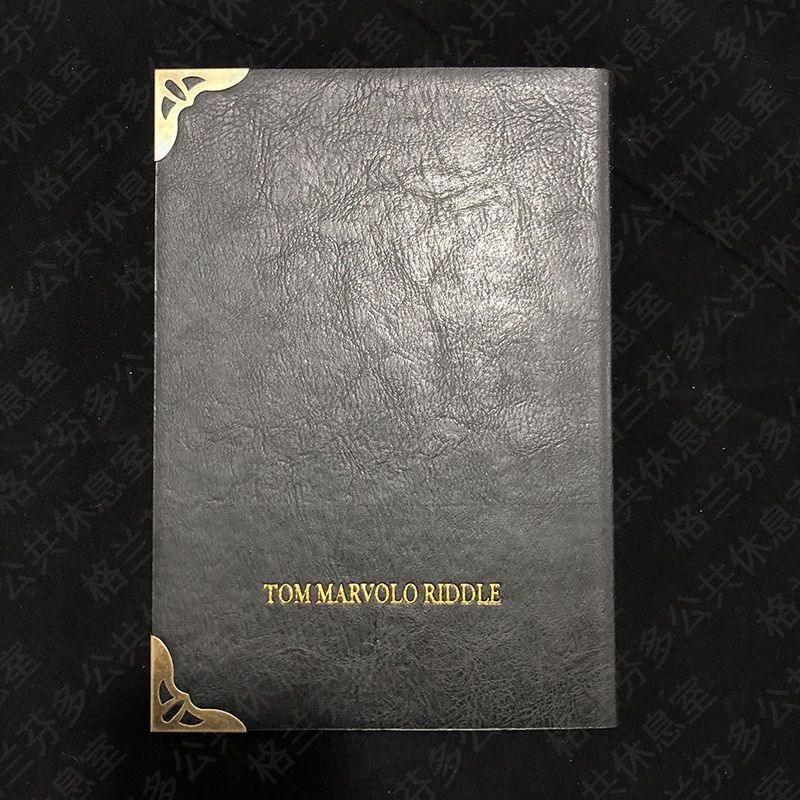 TOM RIDDLE'S DIARY HARRY POTTER