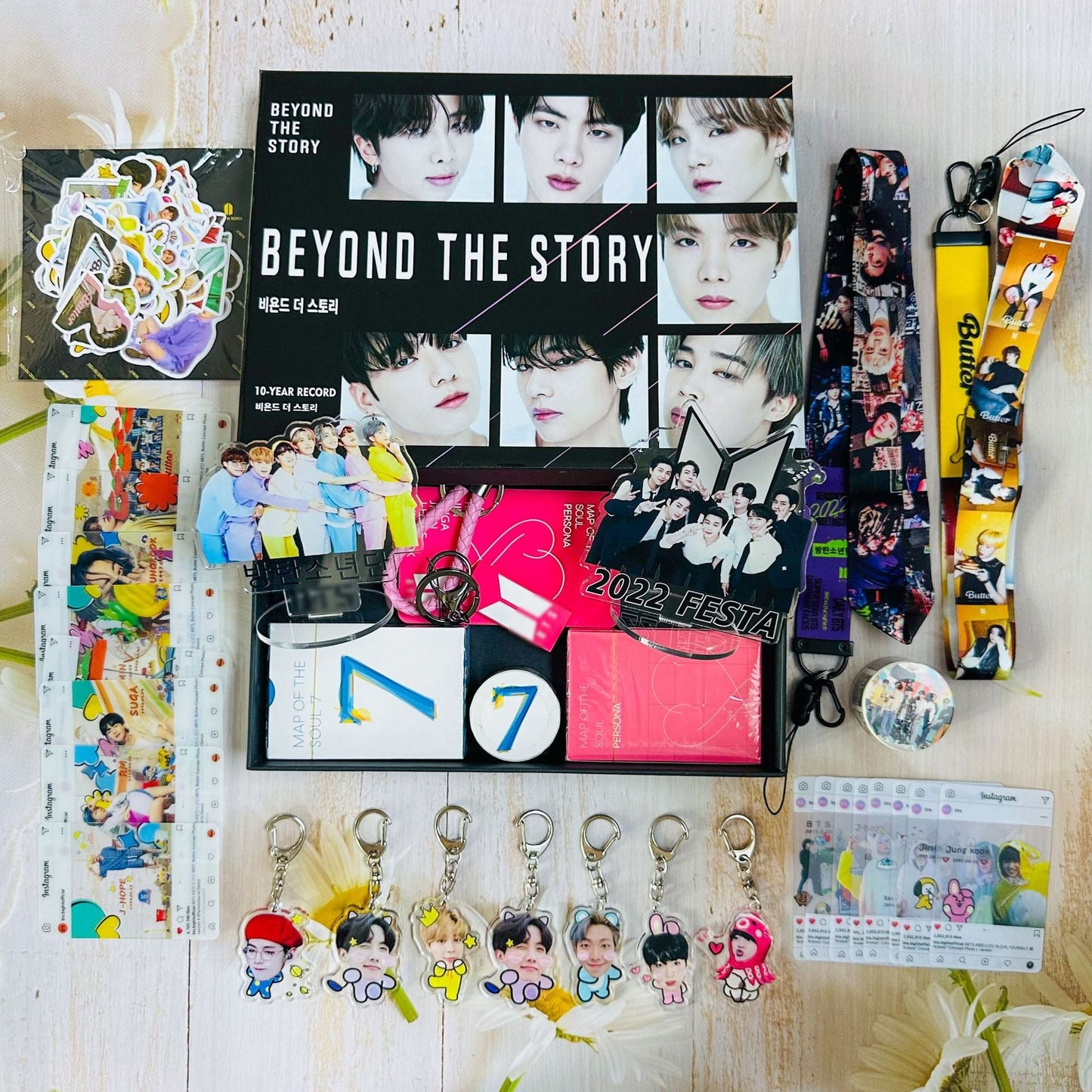 BTS BOX WITH 217 PCS (COLLECTABLE BOX - GIFTABLE WITH VARIOUS ITEMS!✨)