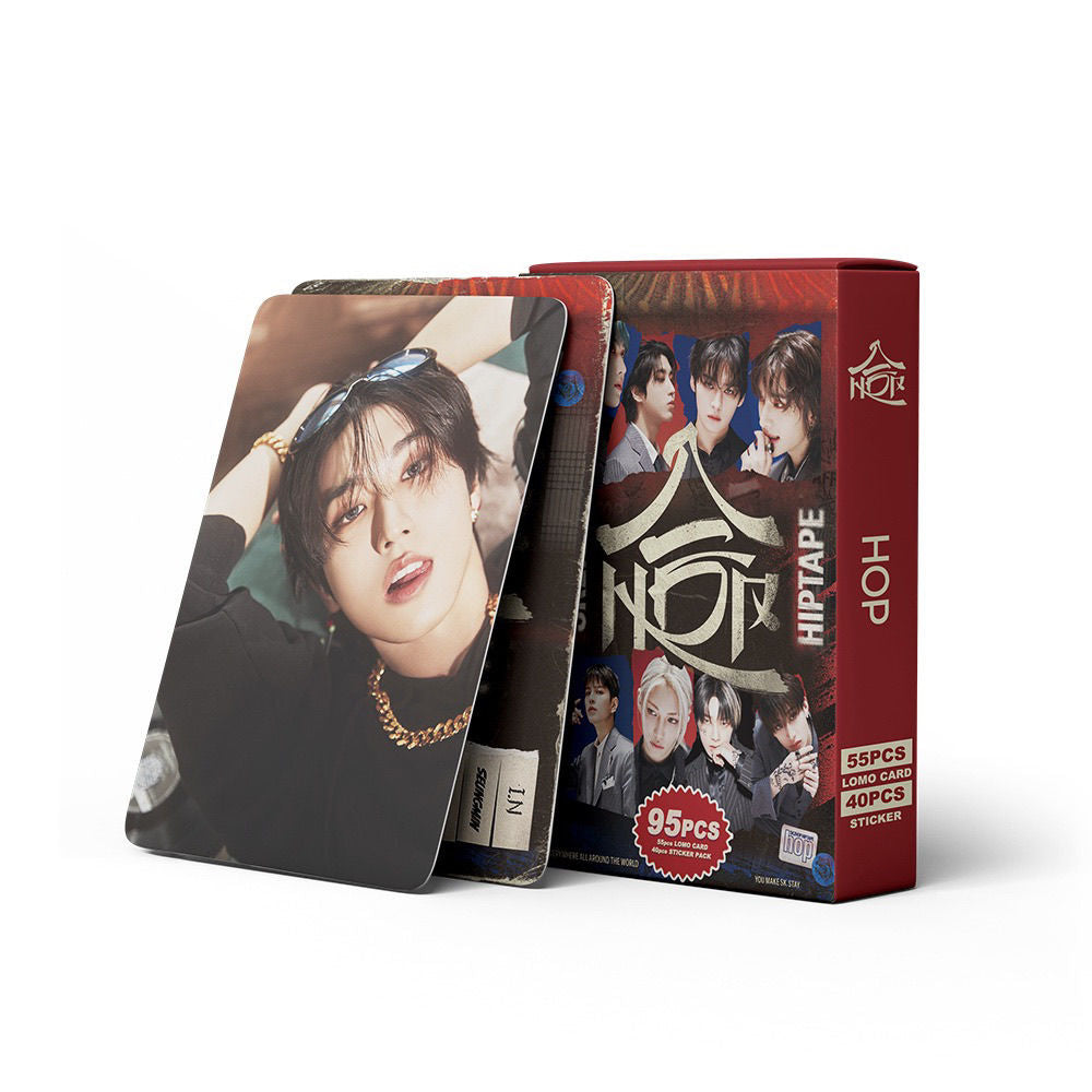 KIT DE SALÓN DE STRAY KIDS DE 95 PIEZAS (55 TARJETAS FOTOGRÁFICAS + 40 PEGATINAS)