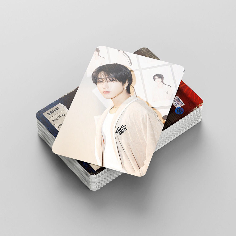 KIT DE SALÓN DE STRAY KIDS DE 95 PIEZAS (55 TARJETAS FOTOGRÁFICAS + 40 PEGATINAS)