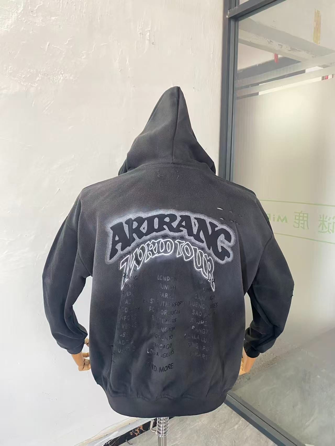 BTS ARIRANG TOUR 2026 HOODIE – PLANET STORE