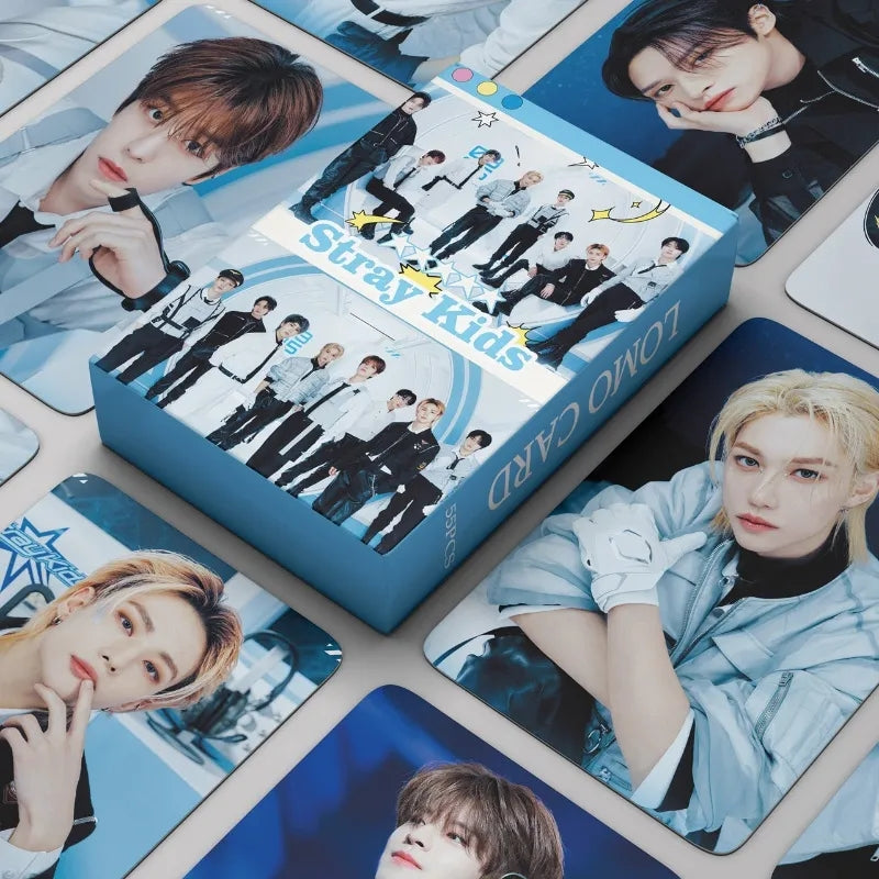 KIT WITH 55 STRAY KIDS PHOTOCARDS