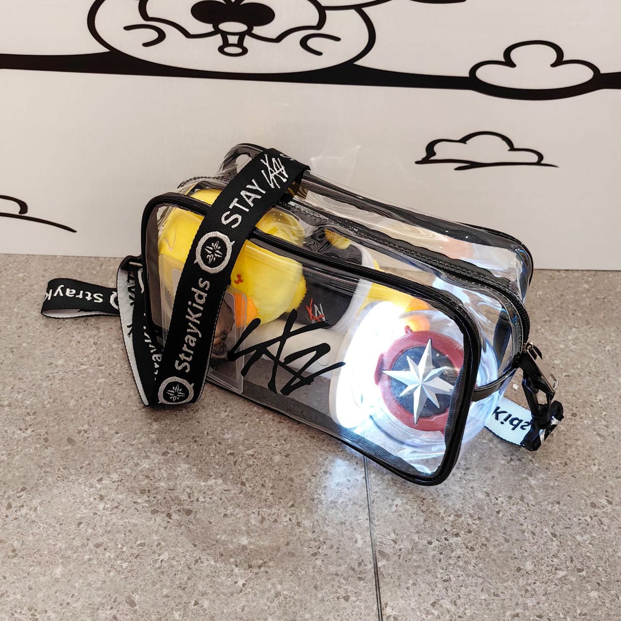 BOLSA SKZOO STRAY KIDS (blanco y negro)