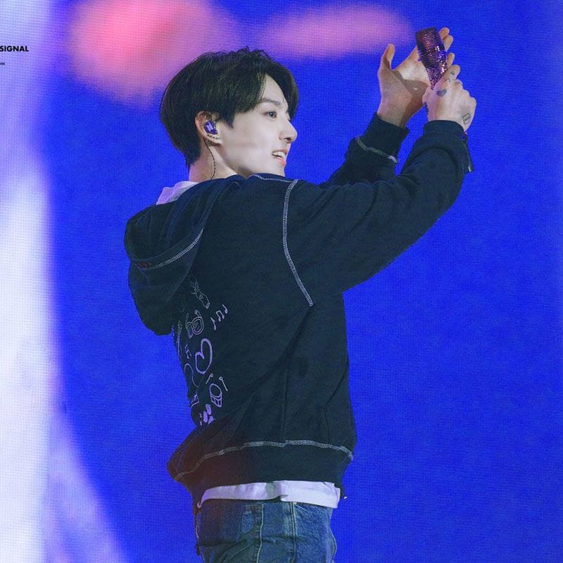BTS PERMISSION TO DANCE HOODIE – PLANET STORE