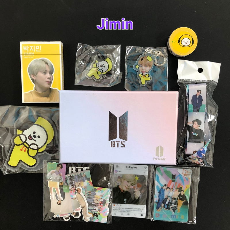 BTS KITS 117 PCS ALL MEMBERS (GIFT BOX WITH/ VARIOUS ITEMS!✨)