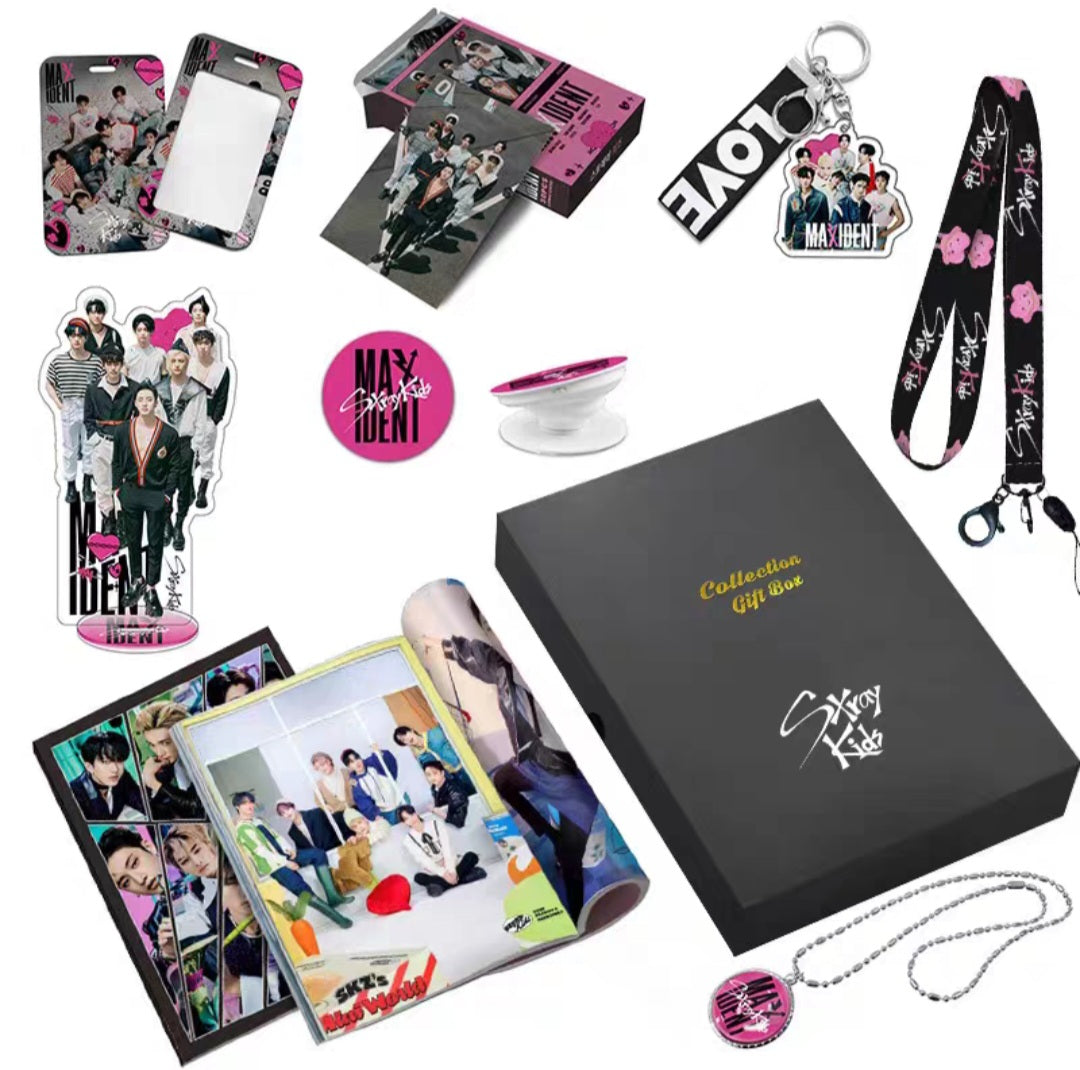 KIT WITH PHOTOBOOK, PHOTOCARDS, NECKLACE, POP SOCKET AND + ITEMS (VARIOUS GROUPS!✨)