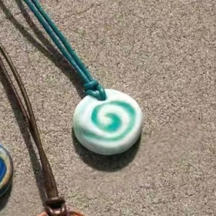 SMTR25 NECKLACES