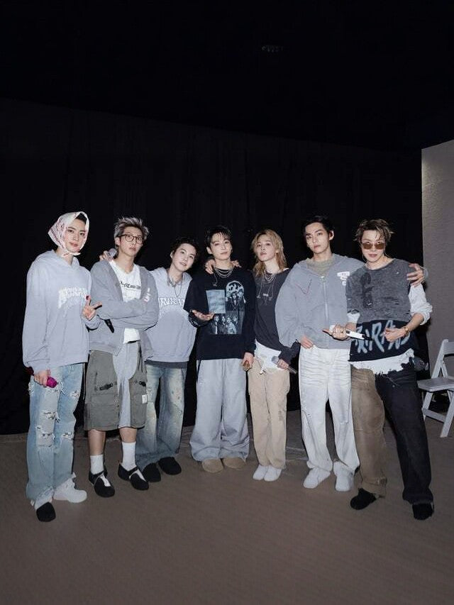 BTS ARIRANG STANFORD T-SHIRT 100% COTTON