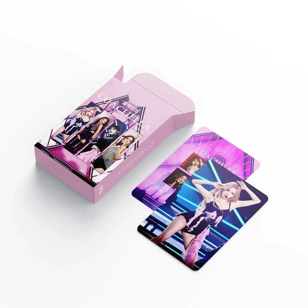 KIT CON 55 TARJETAS FOTOGRÁFICAS BLACKPINK COACHELLA