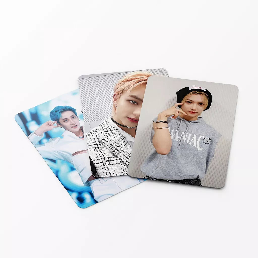 KIT WITH 55 PHOTOCARDS STRAY KIDS MANIAC