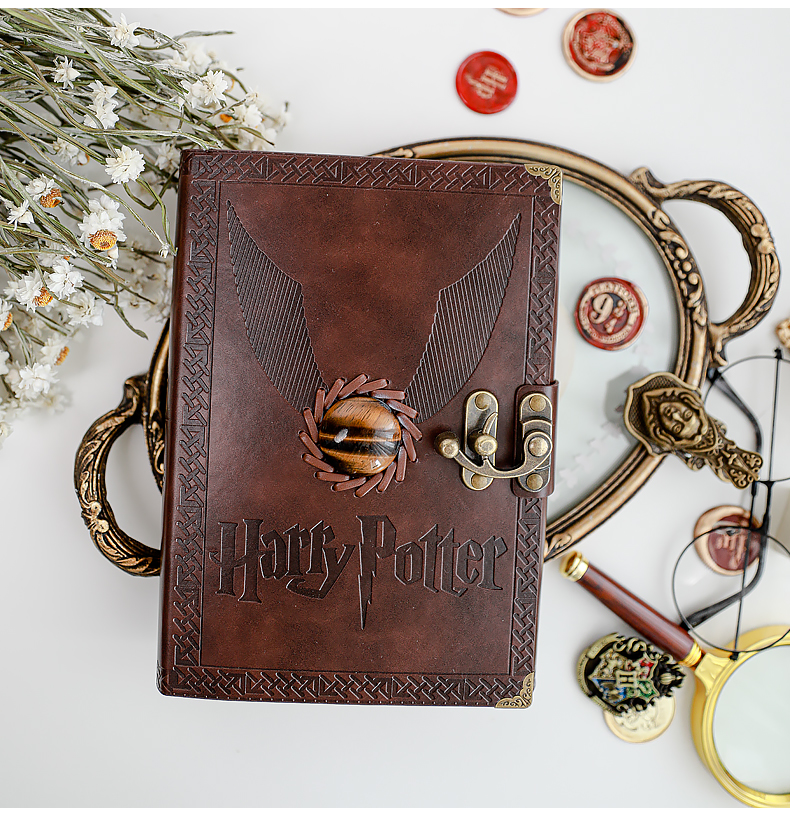 LIBRO RETRO/VINTAGE PARA ESCRIBIR + PLUMA HARRY POTTER