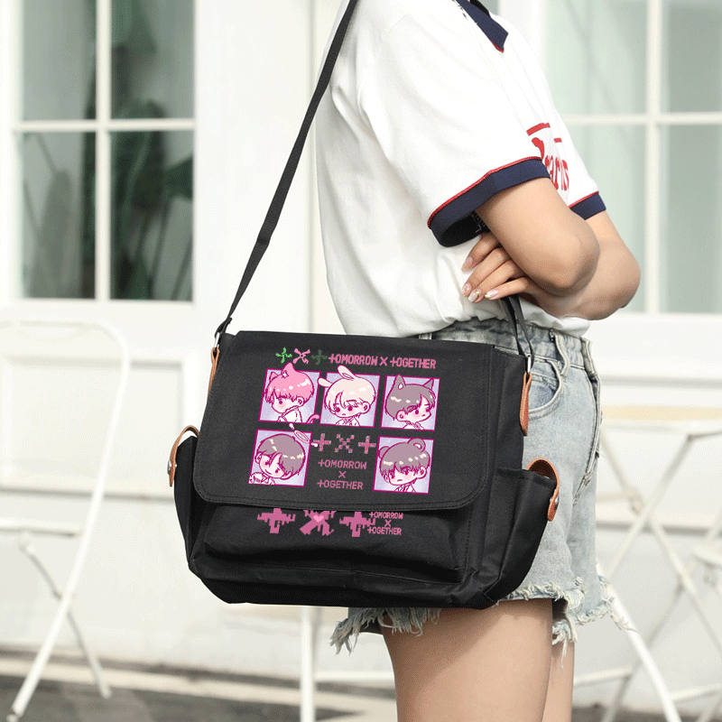 TXT BAG (black and white)